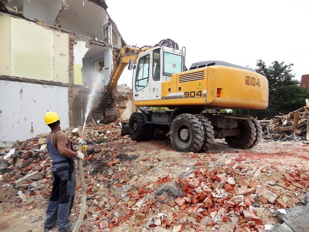 house demolition, demolition, excavator-549667.jpg